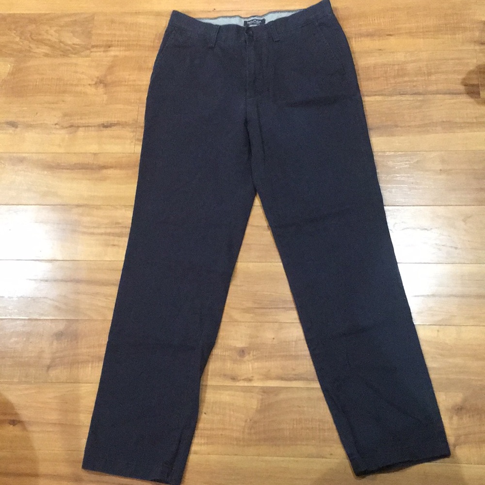 Men’s Nautica pants size 30 x 32
